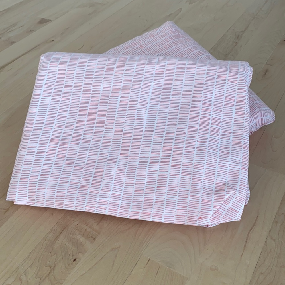 Dwell studio FULL size flat & fitted sheet.